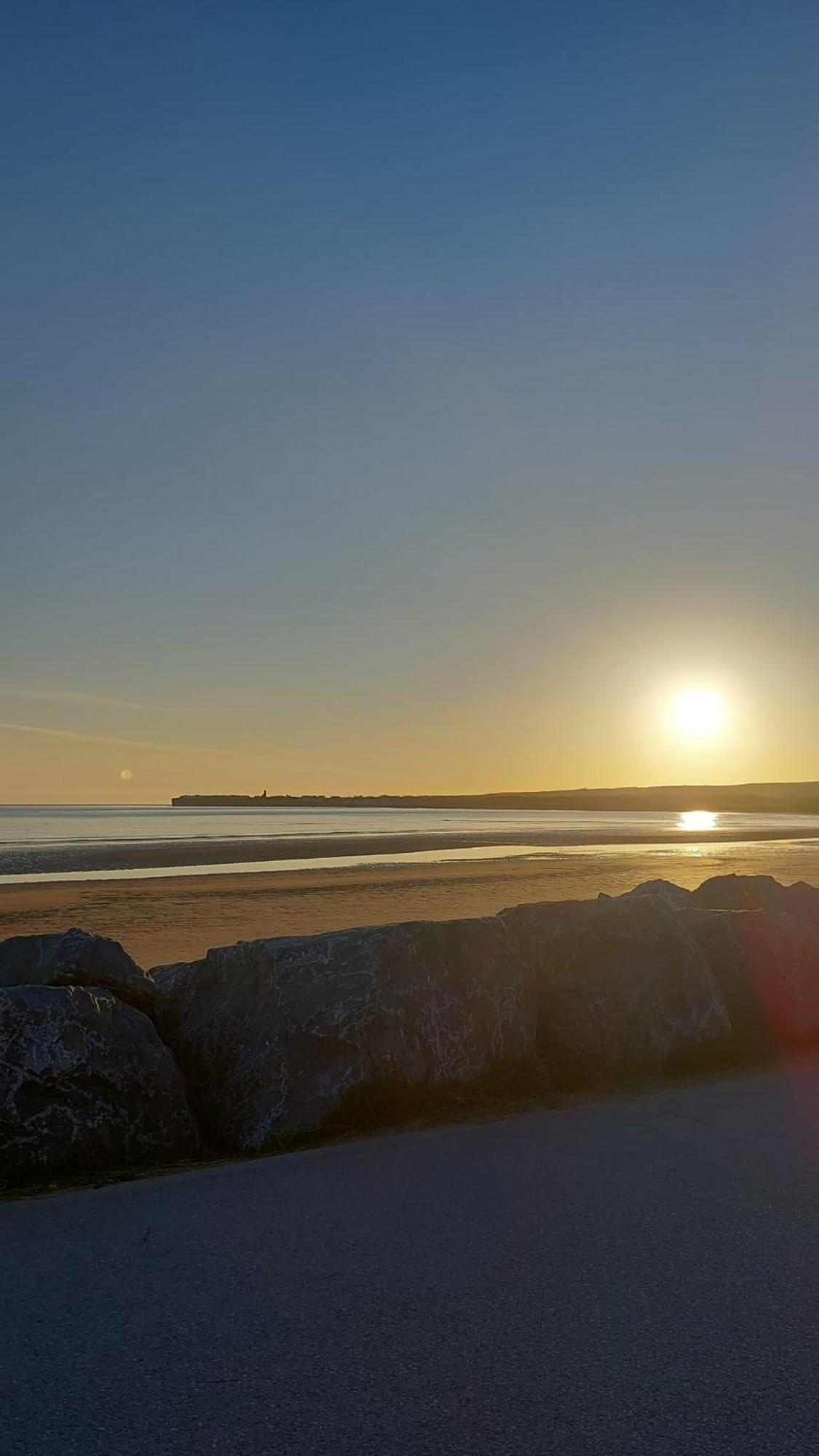Lios Na Mara Lahinch Villa Bagian luar foto