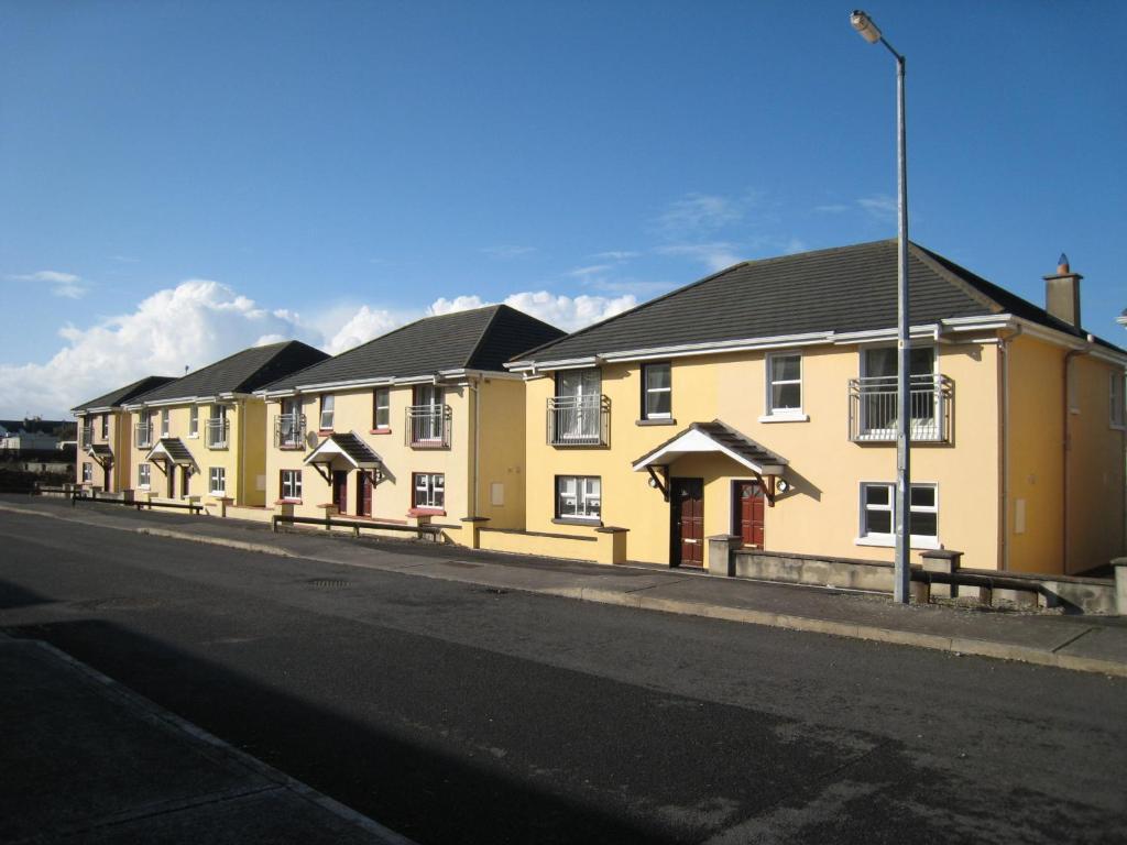Lios Na Mara Lahinch Villa Ruang foto