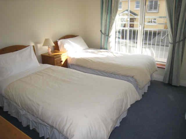 Lios Na Mara Lahinch Villa Ruang foto